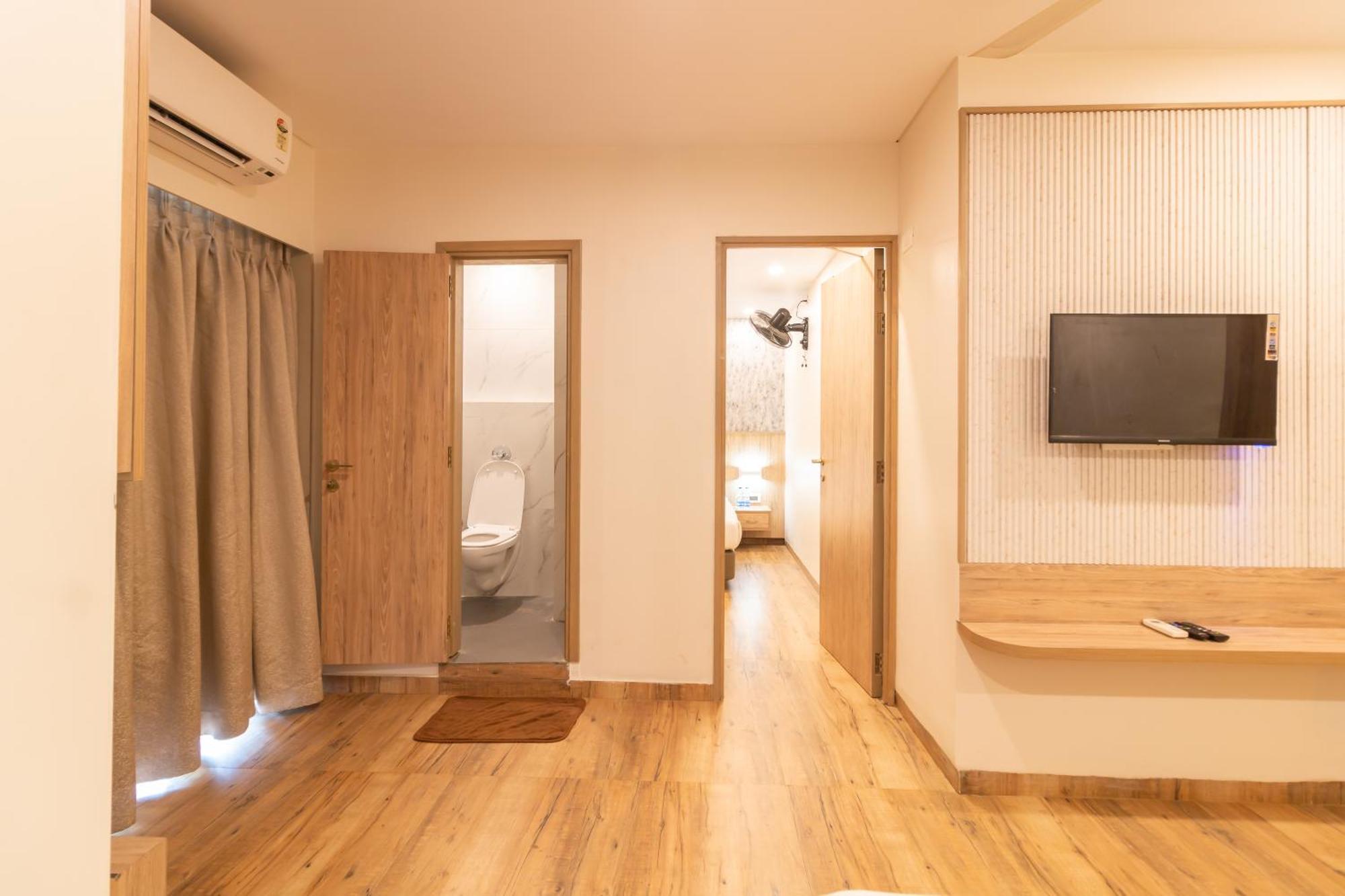 Hotel Celestiial , Candolim Exterior foto